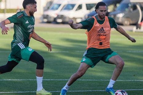 La selección de Argelia comenzó los entrenamiento previos al Mundial. La selección de Argelia comenzó los entrenamiento previos al Mundial.