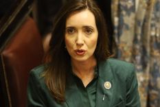 Victoria Villarruel cruzó a Mario Firmenich Foto: NA
