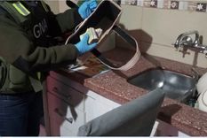 Se secuestraron estupefacientes y dinero en la casa de Las Heras. Foto: Gendarmería Nacional