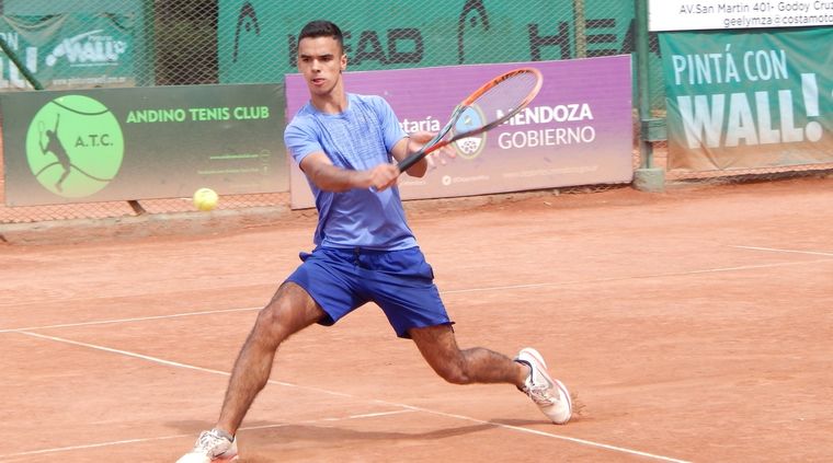 Joaquín Ojer avanzó a segunda ronda del torneo. Foto: Juan Borsani/MDZ