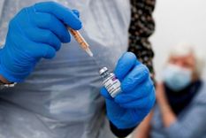 La vacuna de Oxford/AstraZeneca está en el centro de la disputa con la UE. La vacuna de Oxford/AstraZeneca está en el centro de la disputa con la UE.