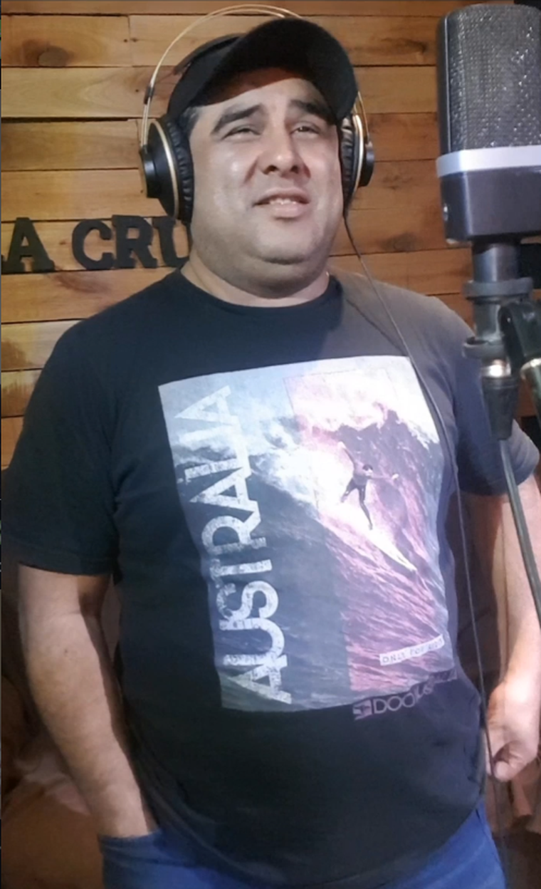 Adrián Torres, conocido como Adrián Torres, conocido como