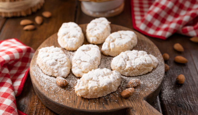 Receta de galletas blandas de almendra de Siena fáciles y deliciosas para compartir.