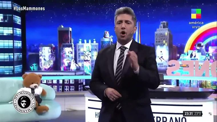 Jey Mammon al frente de Los Mammones, uno de los éxitos del año de la televisión argentina