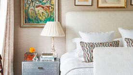 Diseñar un dormitorio que favorezca el sueño es fundamental para dormir bien. Créditos: Future / James Merrell. Diseñar un dormitorio que favorezca el sueño es fundamental para dormir bien. Créditos: Future / James Merrell.