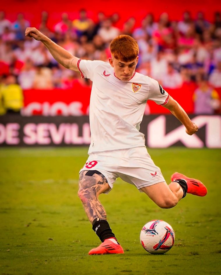 El Colo Barco podría llegar a un histórico del fútbol europeo. Foto: @colo.barco