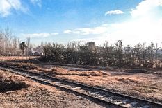 Los delincuentes aprovecharon el paso del tren para realizar un violento asalto Los delincuentes aprovecharon el paso del tren para realizar un violento asalto