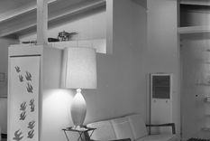 Interior de una vivienda aplicando el estilo mid-century modern en Los Ángeles, California. Conocé de qué se trata esta tendencia. Foto: Wikipedia