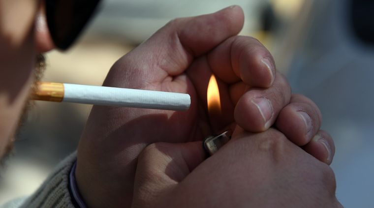 Fumar en espacios públicos libres de humo será sancionado con multas Foto: ALF PONCE MERCADO / MDZ