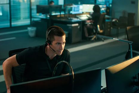 La película de Netflix sigue a un detective asignado al servicio 911 que intenta ayudar a una mujer en peligro durante una jornada marcada por revelaciones. La película de Netflix sigue a un detective asignado al servicio 911 que intenta ayudar a una mujer en peligro durante una jornada marcada por revelaciones.