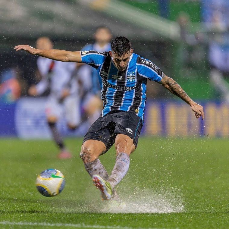 Cristian Pavon, dentro de la lista de nombres que baraja Racing para reemplazar a Salas. Cristian Pavon, dentro de la lista de nombres que baraja Racing para reemplazar a Salas.