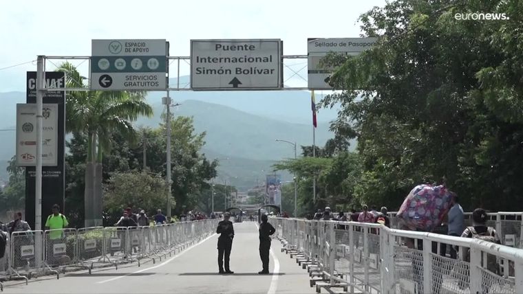 El puente Simón Bolívar será reabierto. Foto: Yahoo Noticias.