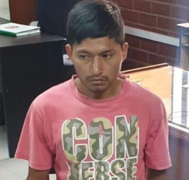 El hombre fue detenido por el hecho Foto: Twitter: @Jessyrb03