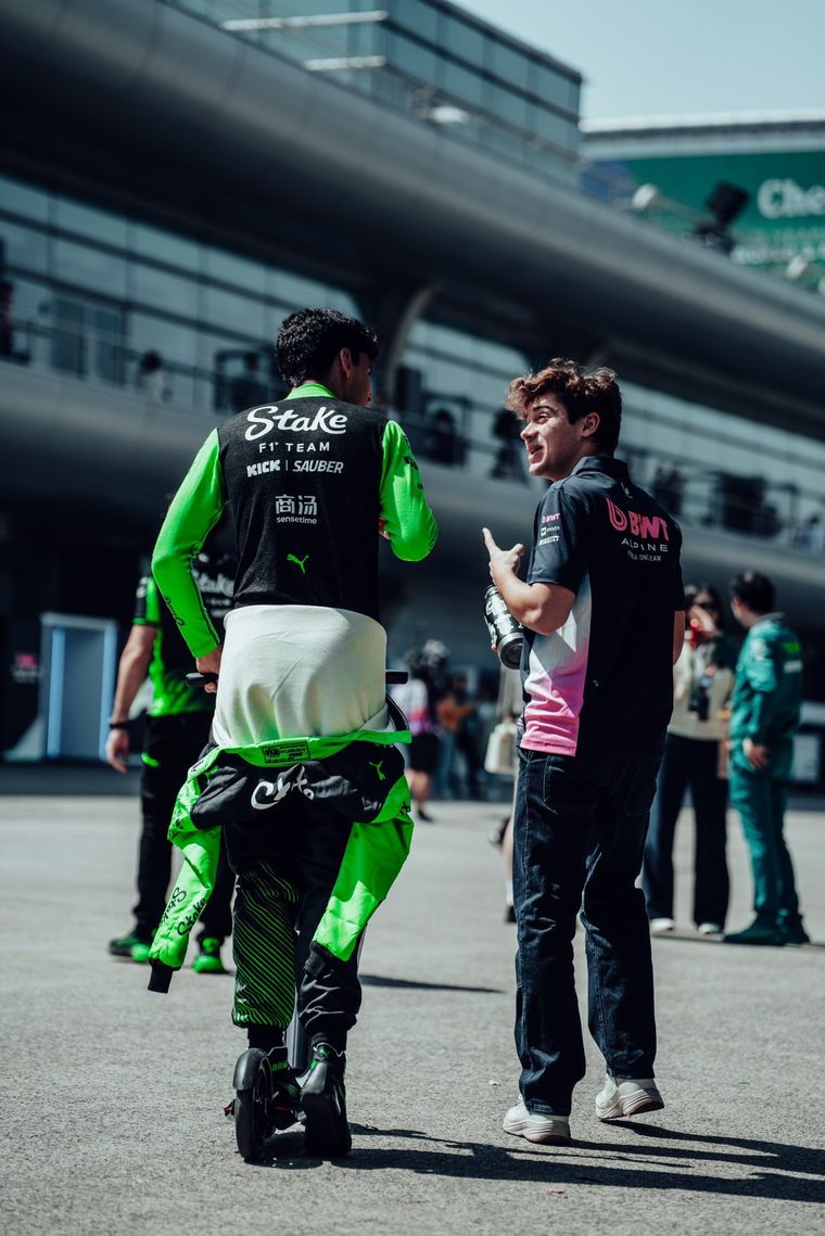 Gabriel Bortoleto defendió el trabajo de Franco Colapinto en Alpine. Foto: @stakef1team_ks Gabriel Bortoleto defendió el trabajo de Franco Colapinto en Alpine. Foto: @stakef1team_ks