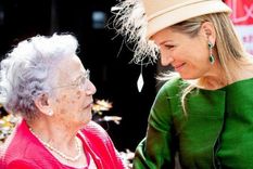 La reina Máxima de Países Bajos apoya iniciativas para paliar la soledad que sufren las personas mayores. Foto: GETTY La reina Máxima de Países Bajos apoya iniciativas para paliar la soledad que sufren las personas mayores. Foto: GETTY