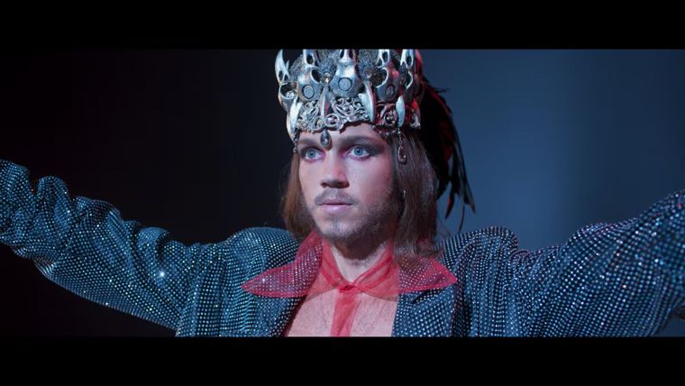 Franco Masini al frente de "El retorno". Franco Masini al frente de "El retorno".