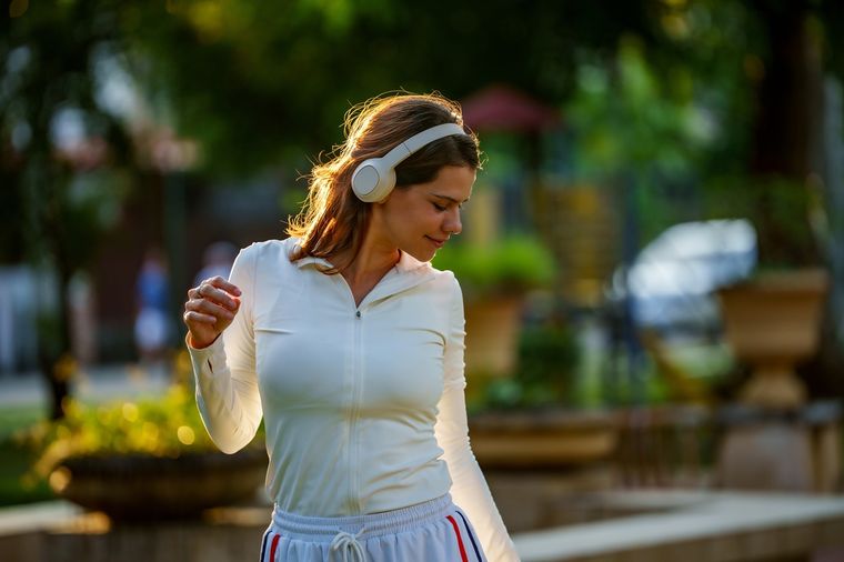 Esta gu&iacute;a re&uacute;ne los auriculares m&aacute;s destacados para realizar ejercicios con comodidad.