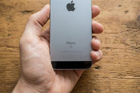 El iPhone SE de primera generación desde ayer Apple ya no ofrece reparaciones oficiales. El iPhone SE de primera generación desde ayer Apple ya no ofrece reparaciones oficiales.