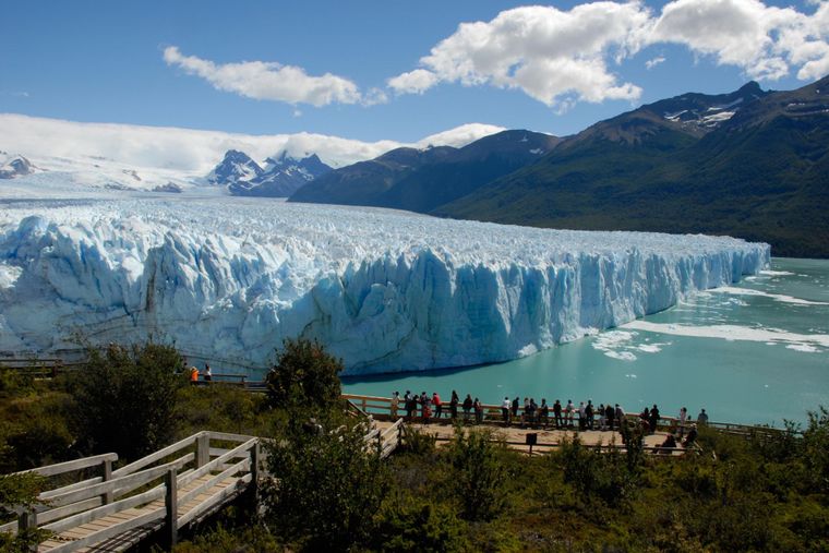 Hoy, la Ley de Glaciares (26.639) está bajo un ataque sistemático. Hoy, la Ley de Glaciares (26.639) está bajo un ataque sistemático.