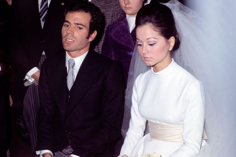 Foto de la boda de Julio Iglesias e Isabel Preysler Foto: Vanity Fair