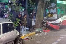 Así quedó el colectivo tras el choque Así quedó el colectivo tras el choque