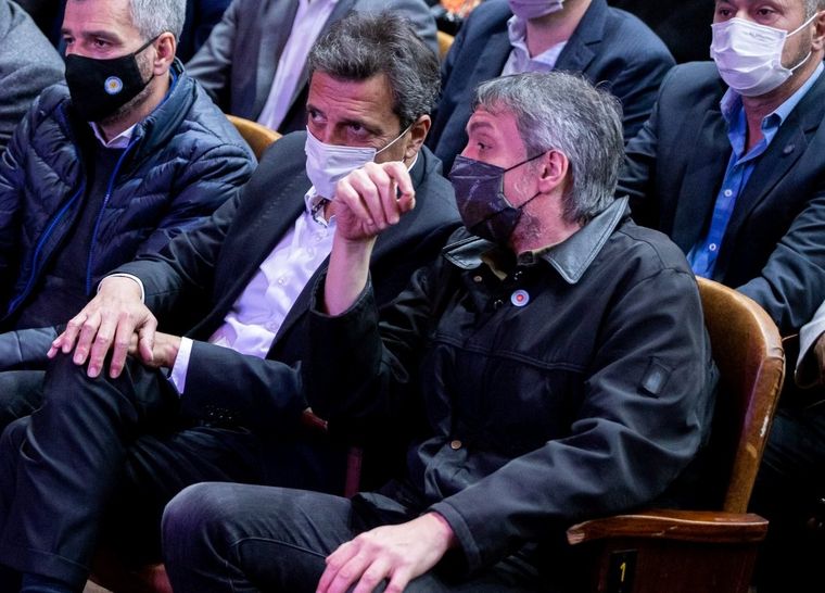 Sergio Massa y Máximo Kirchner Foto: Twitter Daniel Gollan