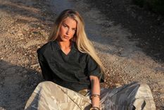 Mirá el look de Kelci Rose Bowers.