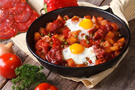 Huevos a la flamenca Una receta clásica para hacer en simples pasos Foto: Shutterstock