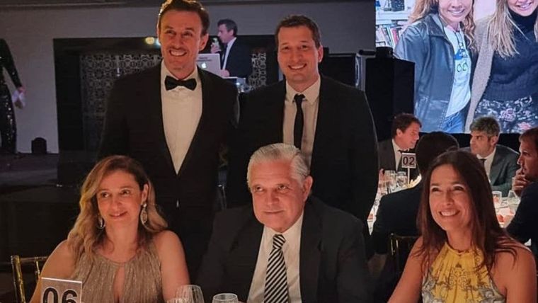 Viejos tiempos. Liberales unidos tras la candidatura presidencial de Ricardo López Murphy. Foto: Prensa Republicanos Unidos.