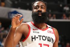 La buena actuación del Barba no alcanzó Houston Rockets Foto: Houston Rockets