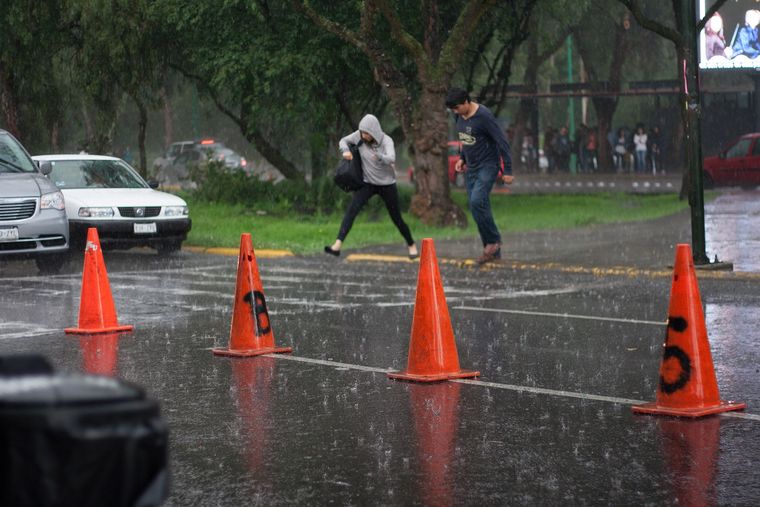 México amaneció con lluvias en el norte y humedad extendida hacia el centro y sur del país. México amaneció con lluvias en el norte y humedad extendida hacia el centro y sur del país.