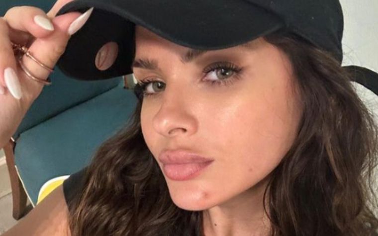 María Eugenia Suárez se ha convertido en una cábala en la tribuna Foto: Instagram @sangrejaponesa
