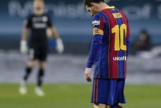 Barcelona debe reducir su masa salarial en una cifra impactante para poder renovar el contrato de Messi Foto: EFE