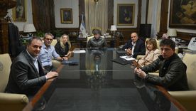 Javier Milei y la incógnita en torno a Guillermo Francos y Santiago Caputo. Javier Milei y la incógnita en torno a Guillermo Francos y Santiago Caputo.