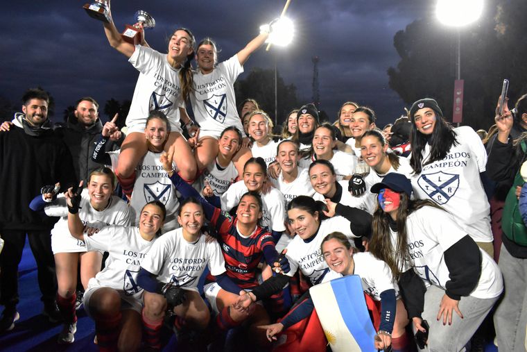 Los Tordos y Alemán festejaron en el hockey sobre césped.