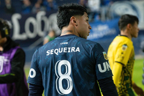 Luis Sequeira se va de Independiente Rivadavia tras 36 partidos y 3 goles. Luis Sequeira se va de Independiente Rivadavia tras 36 partidos y 3 goles.