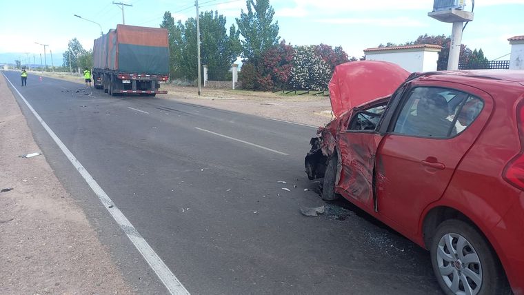 Los vehículos involucrados en el accidente. Foto: Ministerio de Seguridad.