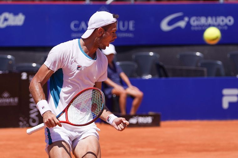 Juan Pablo Ficovich festeja su enorme victoria. Foto: @CordobaOpen