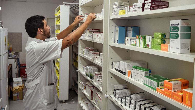 PAMI ofrece a sus jubilados la opción de acceder de manera gratuita a los medicamentos. Foto: Santiago Tagua/MDZ