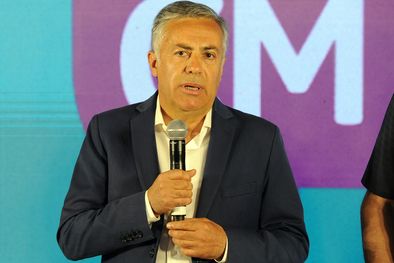 MDZol | Alfredo sostuvo que la unidad del FdT era ficticia y como los unía el poder, un cimbronazo de poder tan grande como el que le dio el pueblo el domingo genera esto Foto: ALF PONCE MERCADO / MDZ