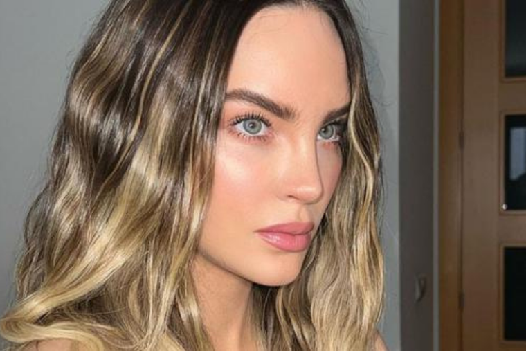 BELINDA NUEVAMENTE MARCA TENDENCIA. LA ACTRIZ Y CANTANTE LLAMÓ LA ATENCIÓN CON SU ÚLTIMO LOOK.