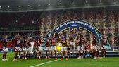 Flamengo levantó la Copa Challenger tras vencer a Pyramids FC en Qatar: se medirá ante PSG en la final Intercontinental. Flamengo levantó la Copa Challenger tras vencer a Pyramids FC en Qatar: se medirá ante PSG en la final Intercontinental.