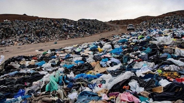 Una campaña impulsada por la fundacion Pro Tejer busca poner en agenda el debate sobre la importación de ropa usada en la Argentina.&nbsp;