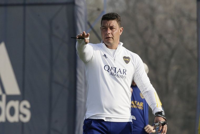 Battaglia tiene en mente algunos cambios para visitar a Estudiantes y River.