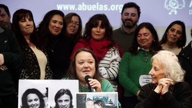 La información del nieto recuperado fue difundida en una conferencia de prensa 