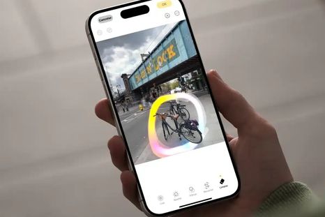Borrar objetos en fotos desde iPhone ya es posible sin Apple Intelligence ni modelos nuevos. Borrar objetos en fotos desde iPhone ya es posible sin Apple Intelligence ni modelos nuevos.