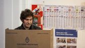 Javier Milei durante la elección. Javier Milei durante la elección.