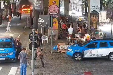 La ciudad de Río de Janeiro se vio consumida en el caos. Ya se registraron al menos 8 muertos. La ciudad de Río de Janeiro se vio consumida en el caos. Ya se registraron al menos 8 muertos.