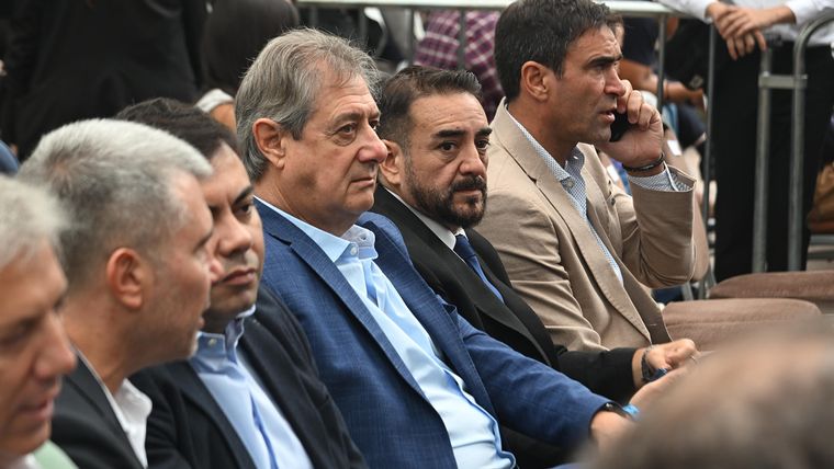 Si la reforma se ejecuta, los intendentes deberán convocar a elegir convencionales para redactar una Carta Orgánica, tras lograra la autonomía. Si la reforma se ejecuta, los intendentes deberán convocar a elegir convencionales para redactar una Carta Orgánica, tras lograra la autonomía. 