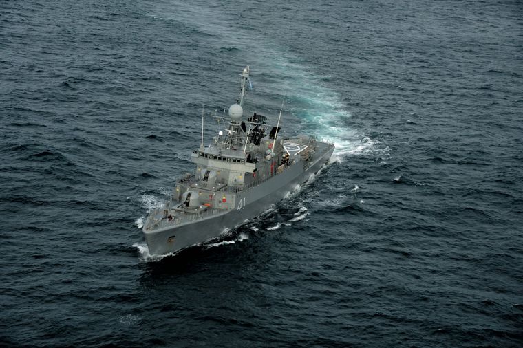 Los buques argentinos ya navegan hacia la zona donde se realizarán los ejercicios conjuntos. Foto: Ministerio de Defensa